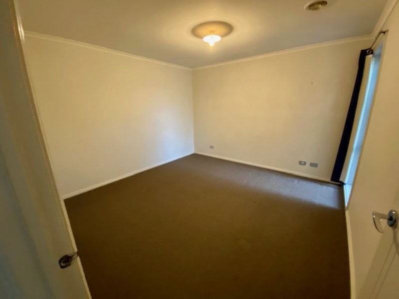 4/140 Camms Road, Cranbourne VIC 3977