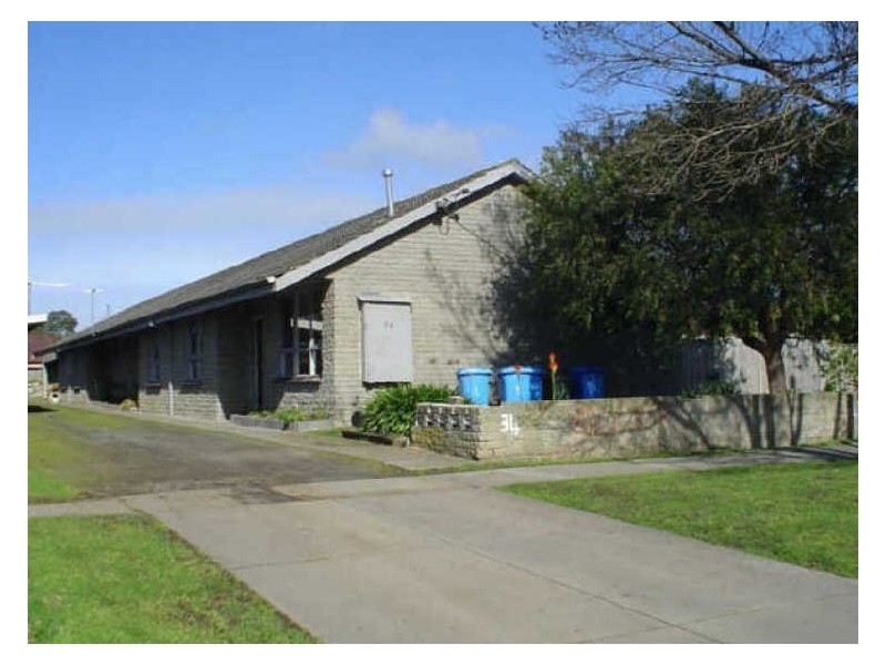 2/34 Childers Street, Cranbourne VIC 3977