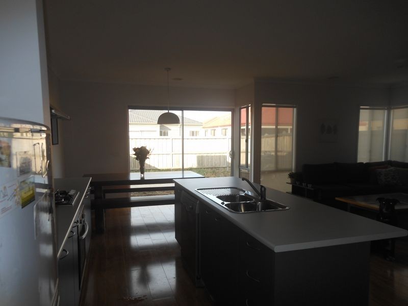 9 Pyrenees Road, Cranbourne VIC 3977