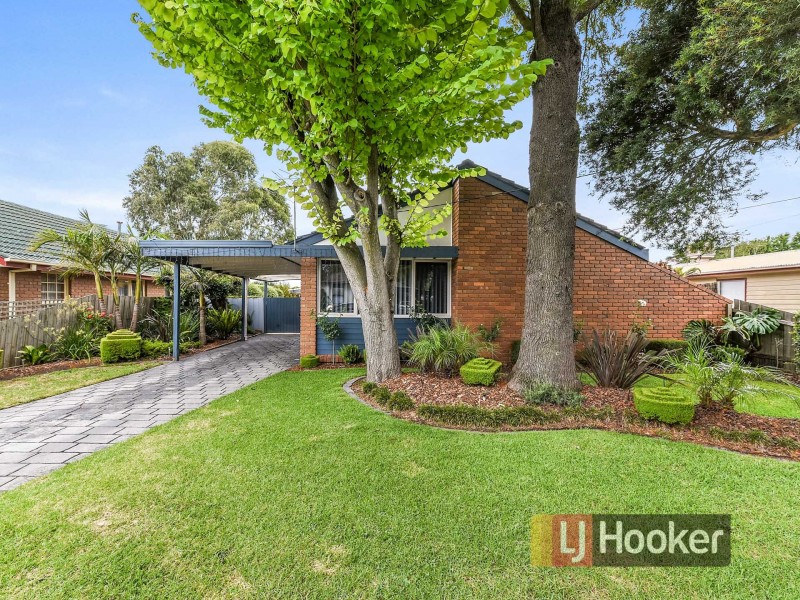 18 Arnold Street, Cranbourne VIC 3977