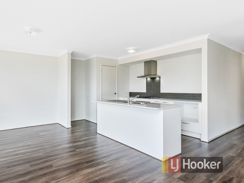 27 Bellman Avenue, Clyde VIC 3978