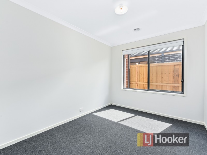 27 Bellman Avenue, Clyde VIC 3978