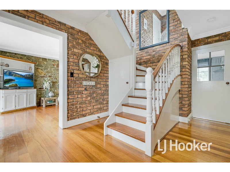 110 Marylyn Place, Cranbourne VIC 3977