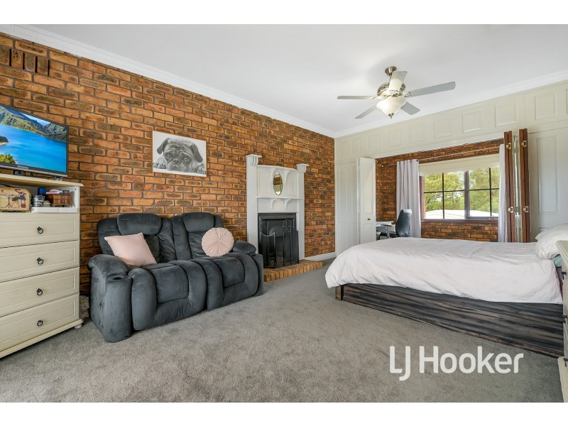 110 Marylyn Place, Cranbourne VIC 3977