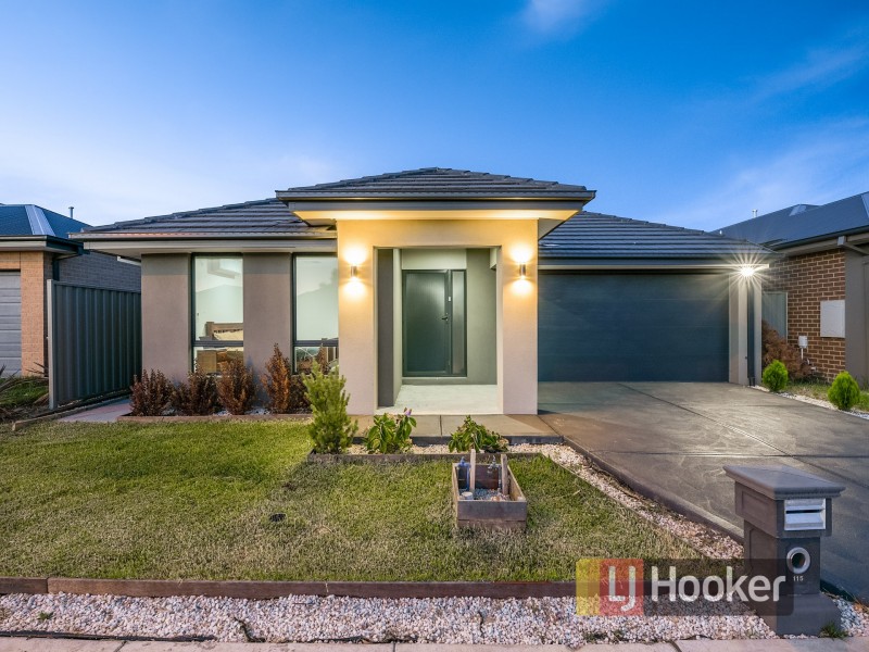 115 Lineham Drive, Cranbourne East VIC 3977