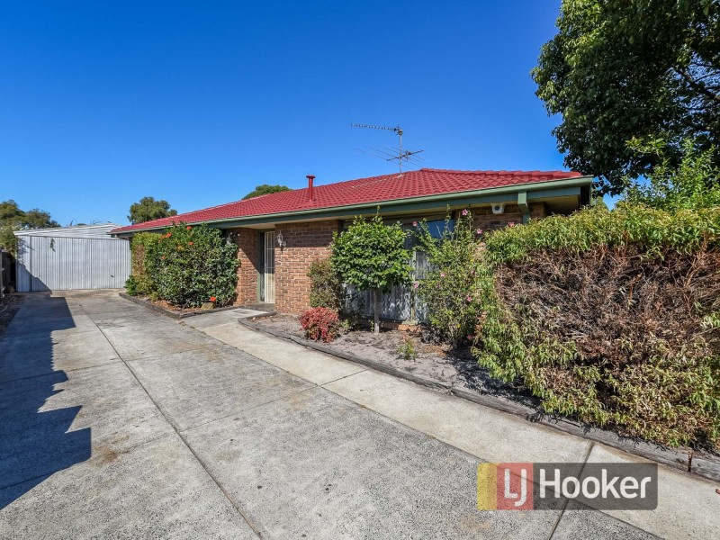 18 Peppercorn court, Cranbourne North VIC 3977