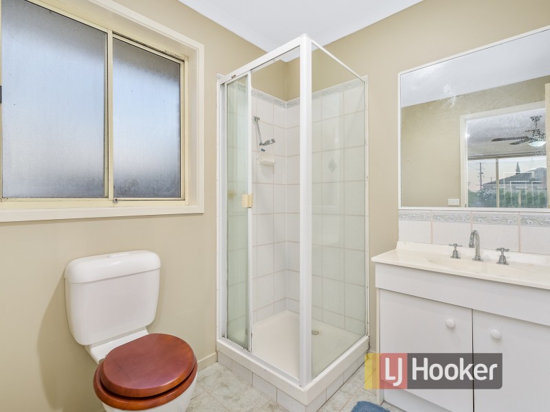 8 Millbank Place, Cranbourne VIC 3977