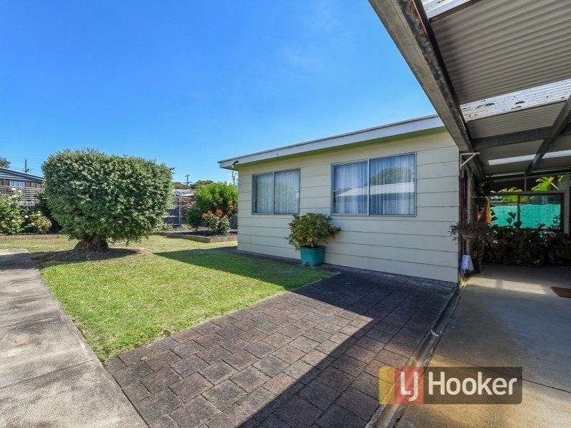 34 Campbell Parade, Cranbourne VIC 3977