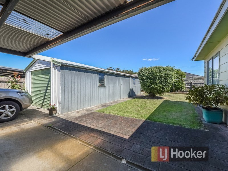 34 Campbell Parade, Cranbourne VIC 3977