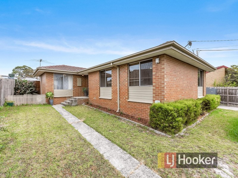 4 Susan Court, Cranbourne VIC 3977