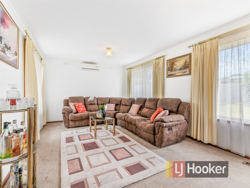 4 Susan Court, Cranbourne VIC 3977