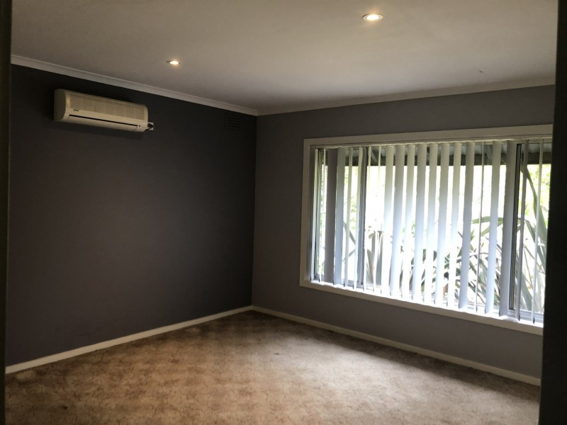 27 Finsbury Road, Devon Meadows VIC 3977