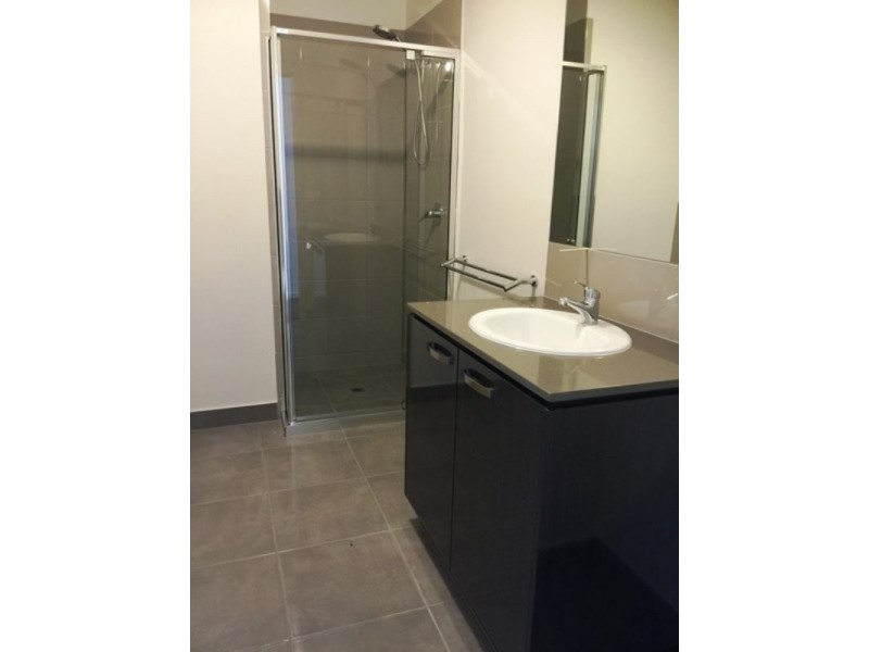 5 Curved Trunk Road, Officer VIC 3809