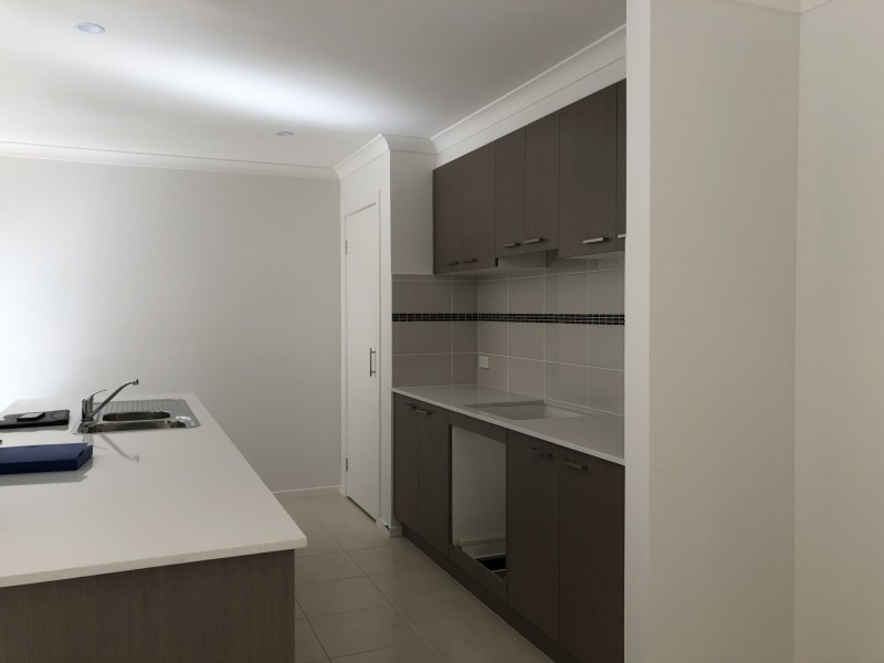 93 Parkhurst Drive, Cranbourne East VIC 3977