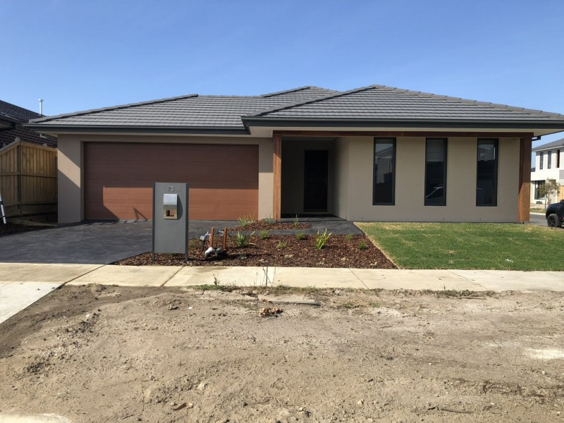 93 Parkhurst Drive, Cranbourne East VIC 3977