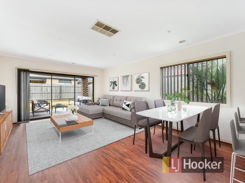 26 Cadillac Street, Cranbourne East VIC 3977