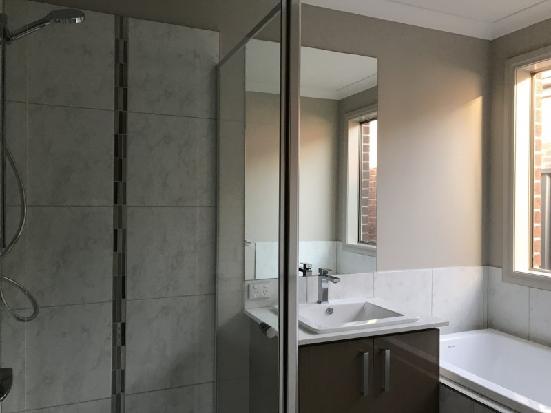 8 Marrone Drive, Cranbourne VIC 3977