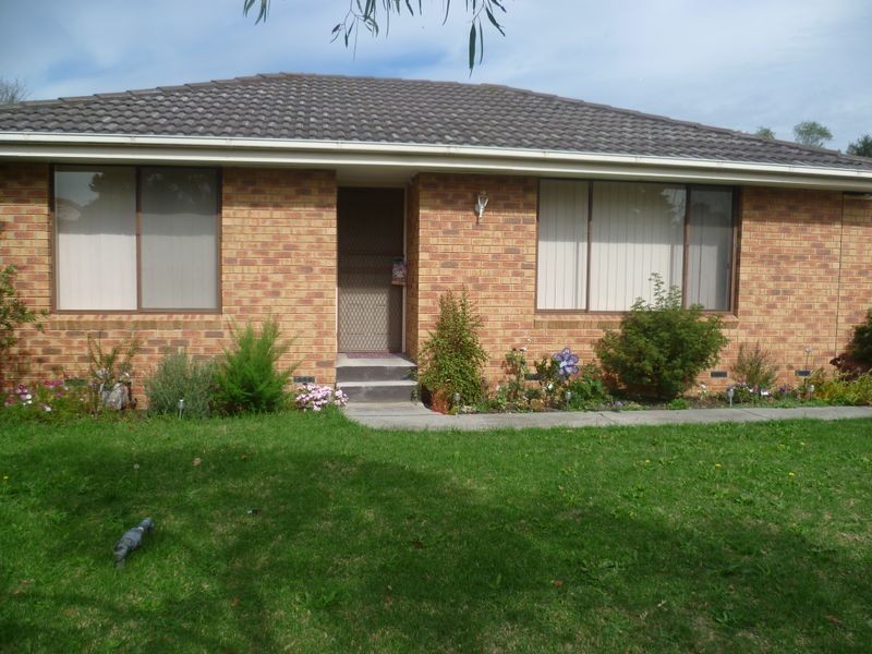 1/10 William Street, Cranbourne VIC 3977