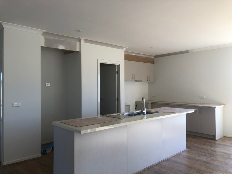 92 Grandvue Blvd, Pakenham VIC 3810