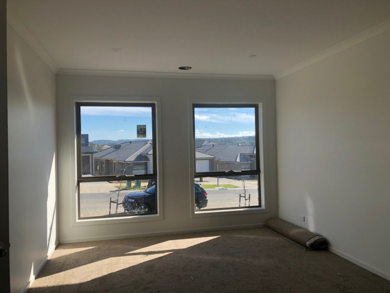 92 Grandvue Blvd, Pakenham VIC 3810