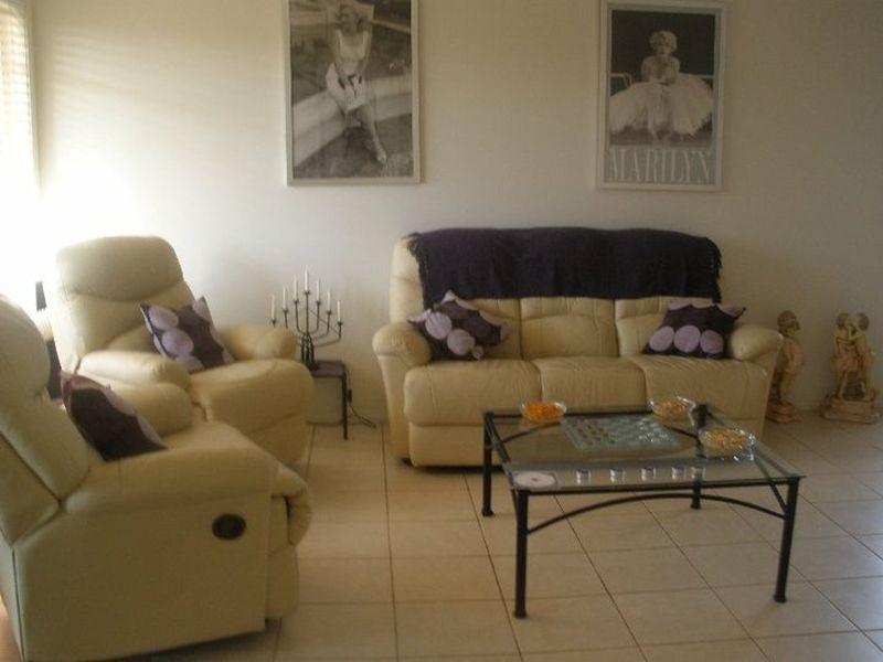 8 Lucy Place, Carrum Downs VIC 3201