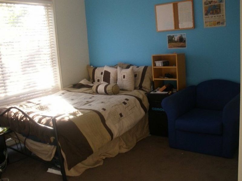 8 Lucy Place, Carrum Downs VIC 3201