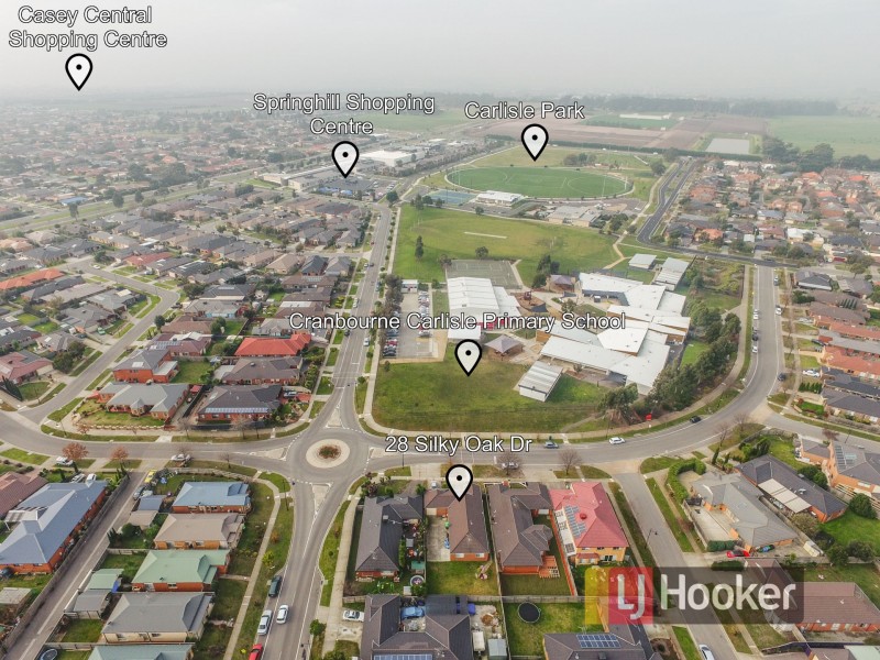 28 Silky Oak Drive, Cranbourne VIC 3977