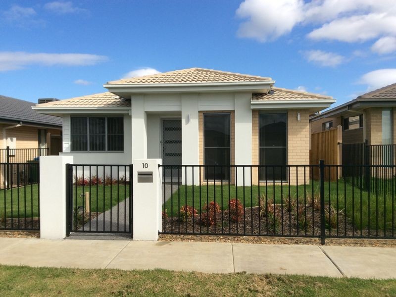 10 Tia Street, Clyde VIC 3978