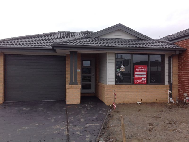 86 Bimberry Circuit, Clyde VIC 3978