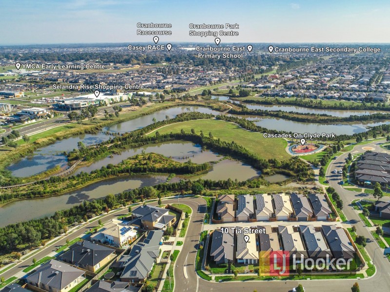 10 Tia Street, Clyde North VIC 3978