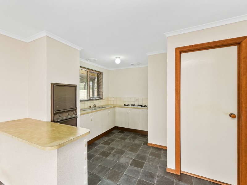 20 Toirram Crescent, Cranbourne VIC 3977