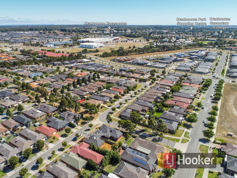4 Tyndall Street, Cranbourne East VIC 3977
