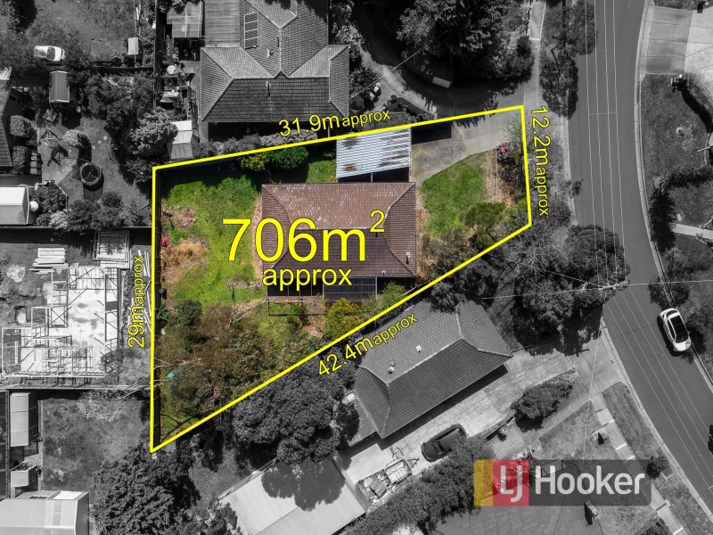 19 Chomley Street, Cranbourne VIC 3977