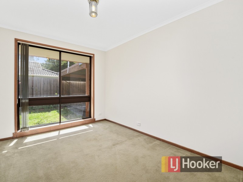 19 Chomley Street, Cranbourne VIC 3977