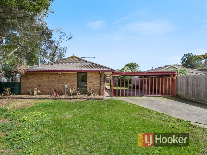 19 Chomley Street, Cranbourne VIC 3977