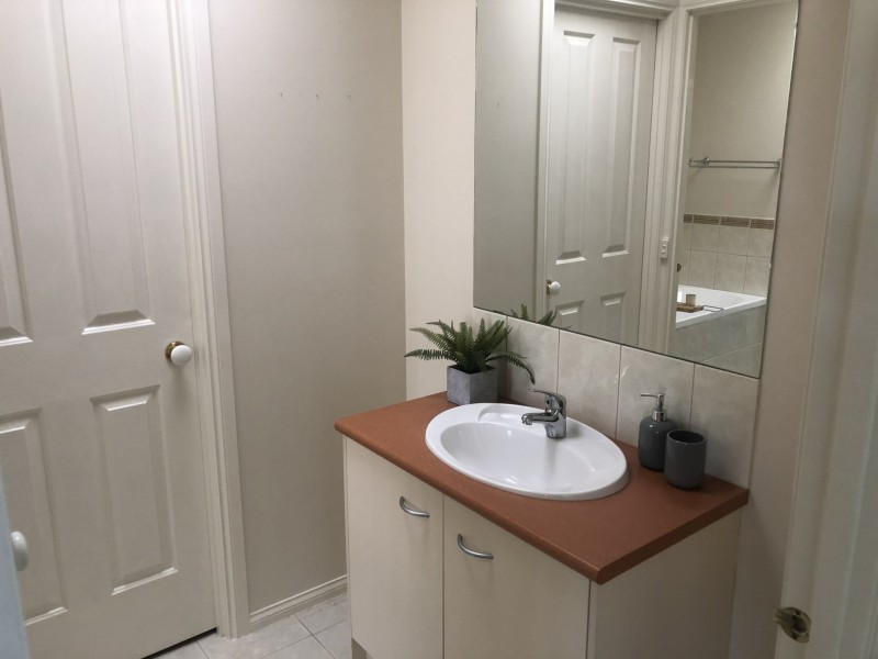 Unit 12/21 Merrijig Avenue, Cranbourne VIC 3977