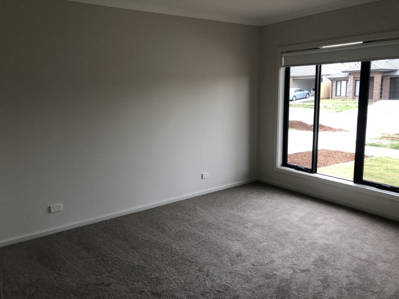 107 Fiorelli Boulevard, Cranbourne East VIC 3977