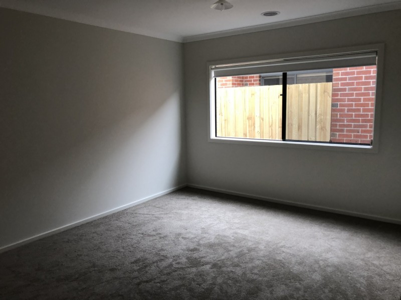 107 Fiorelli Boulevard, Cranbourne East VIC 3977