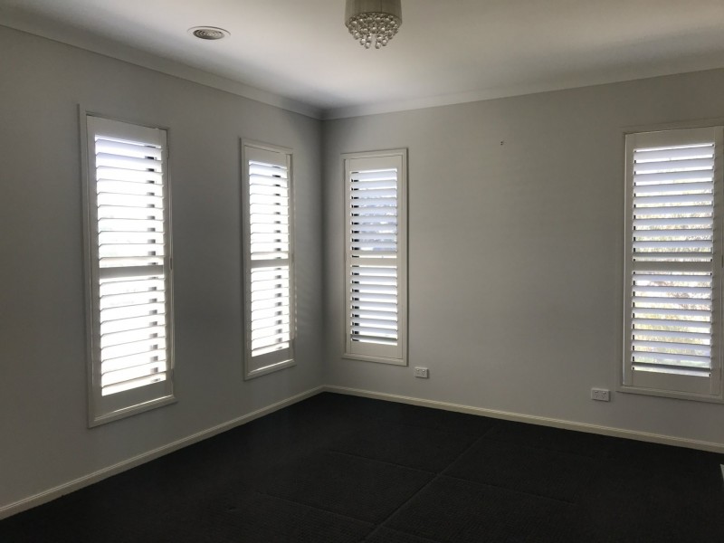 20 Pinebank Avenue, Cranbourne East VIC 3977