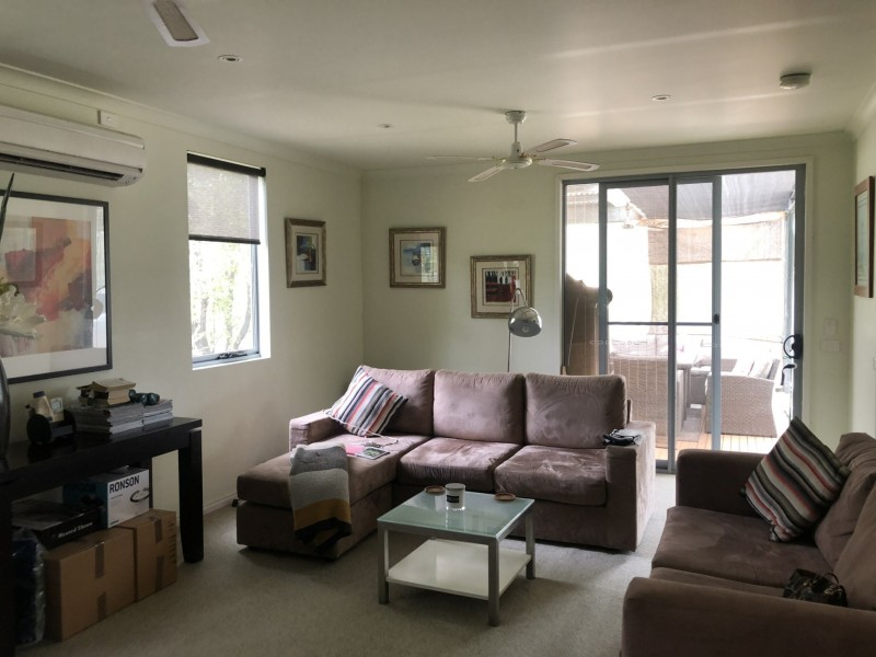 105 Surrey Road, Cranbourne South VIC 3977