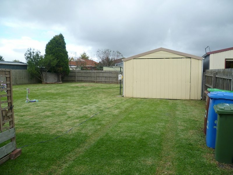 22 Hamilton Drive, Cranbourne VIC 3977