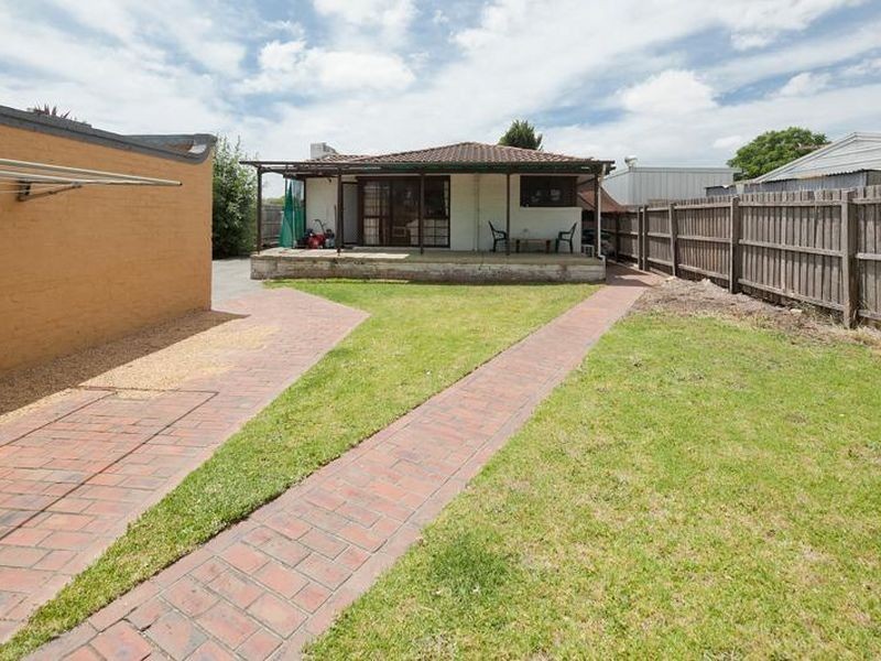 2 Haven Court, Cranbourne VIC 3977