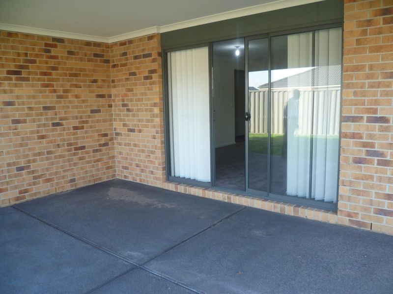 10 Tankard Drive, Cranbourne VIC 3977