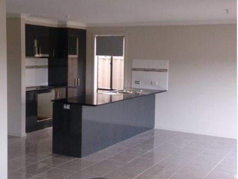 46 Tankard Drive, Cranbourne VIC 3977