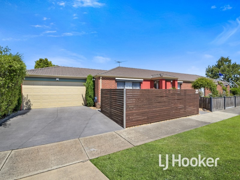 33 Gentle Annie Drive, Blind Bight VIC 3980
