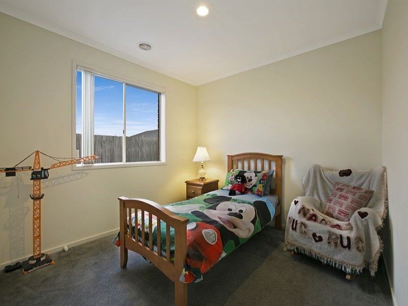 50 Majestic Boulevard, Cranbourne VIC 3977