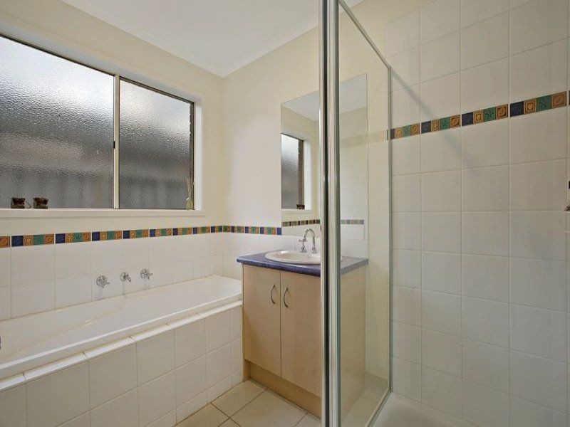 50 Majestic Boulevard, Cranbourne VIC 3977