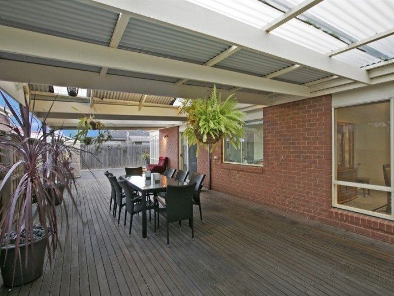 50 Majestic Boulevard, Cranbourne VIC 3977