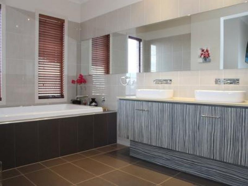 142 Boland Drive, Lyndhurst VIC 3975