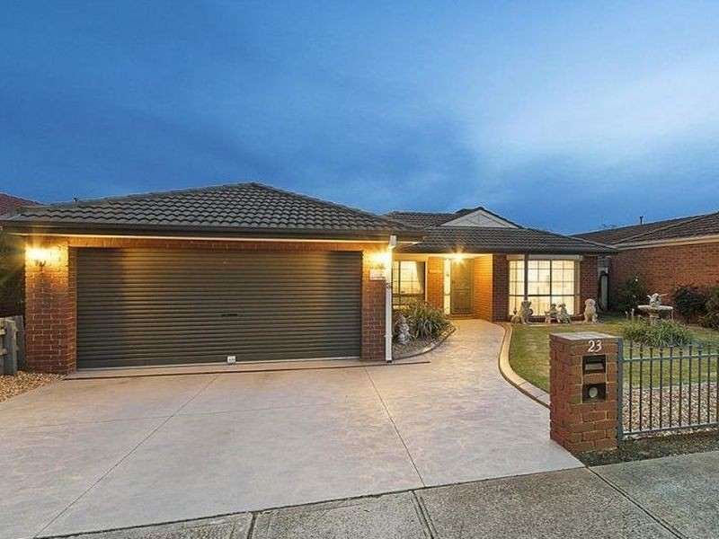 23 Cornwell Crescent, Cranbourne VIC 3977